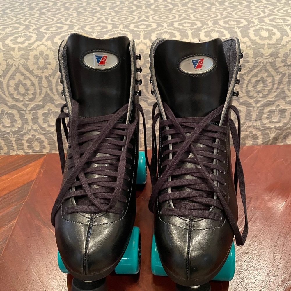 Riedell Roller Skates